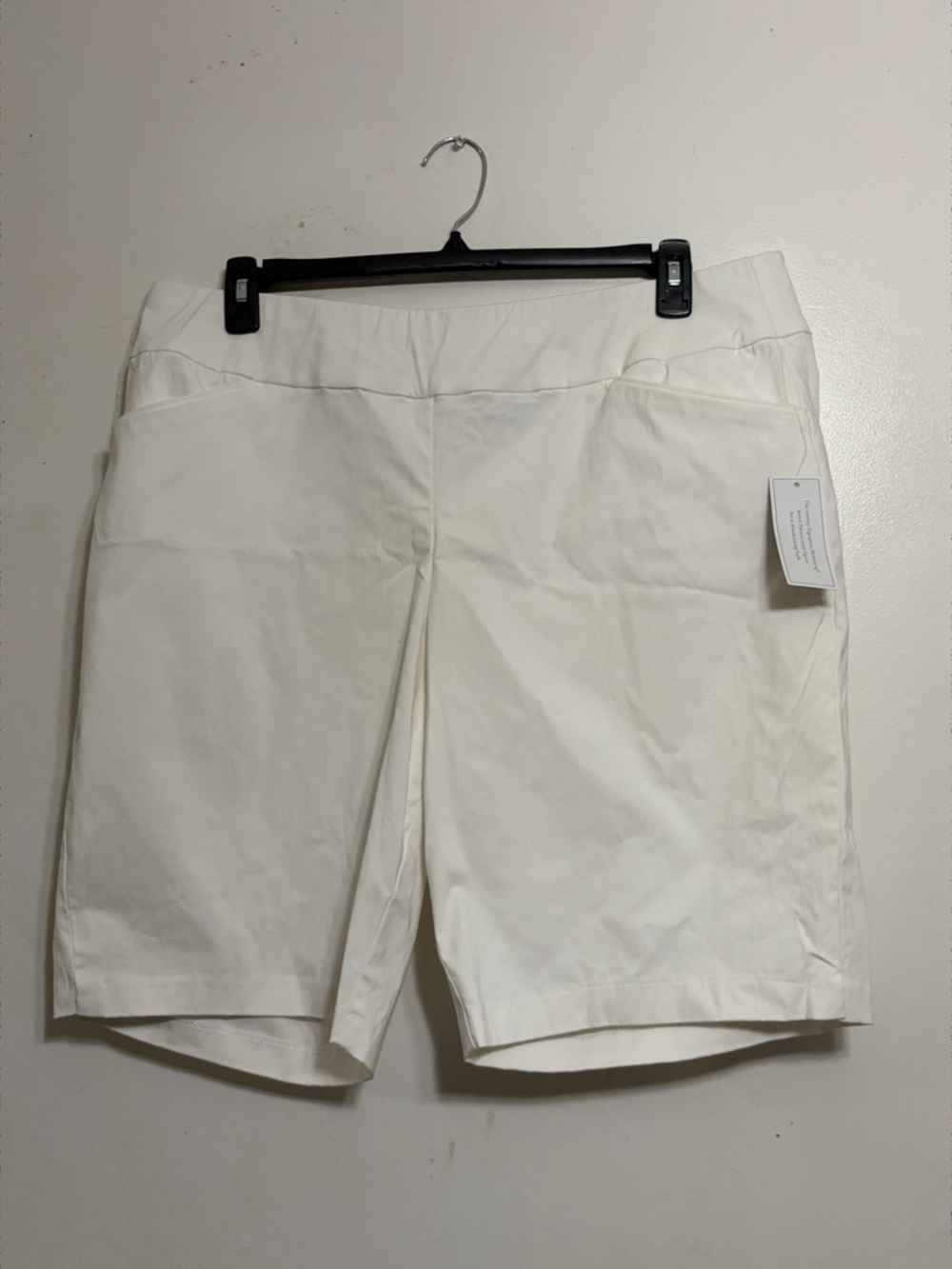 CJ Banks White Pull-On Bermuda Shorts